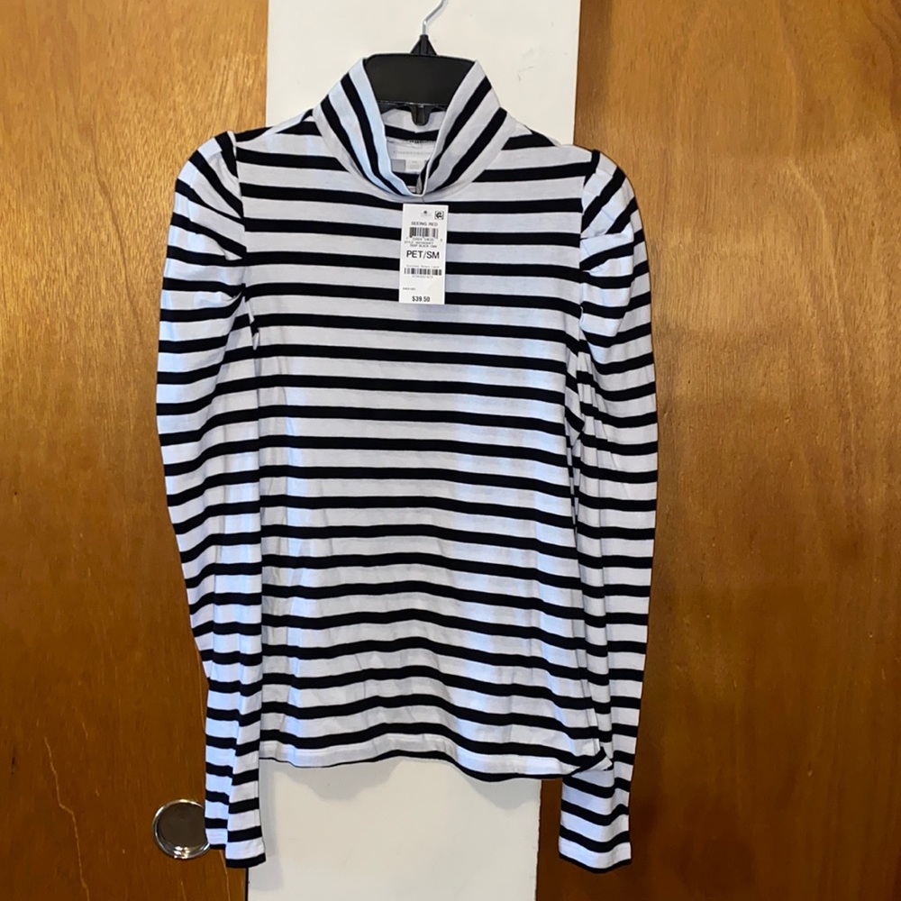 🖤🤍🖤NWT Charter Club Petite Puffy Sleeves Blouse